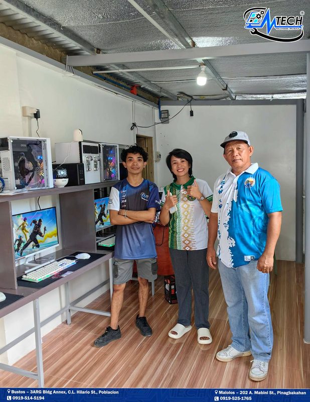 Clients dropping by the Baliwag branch